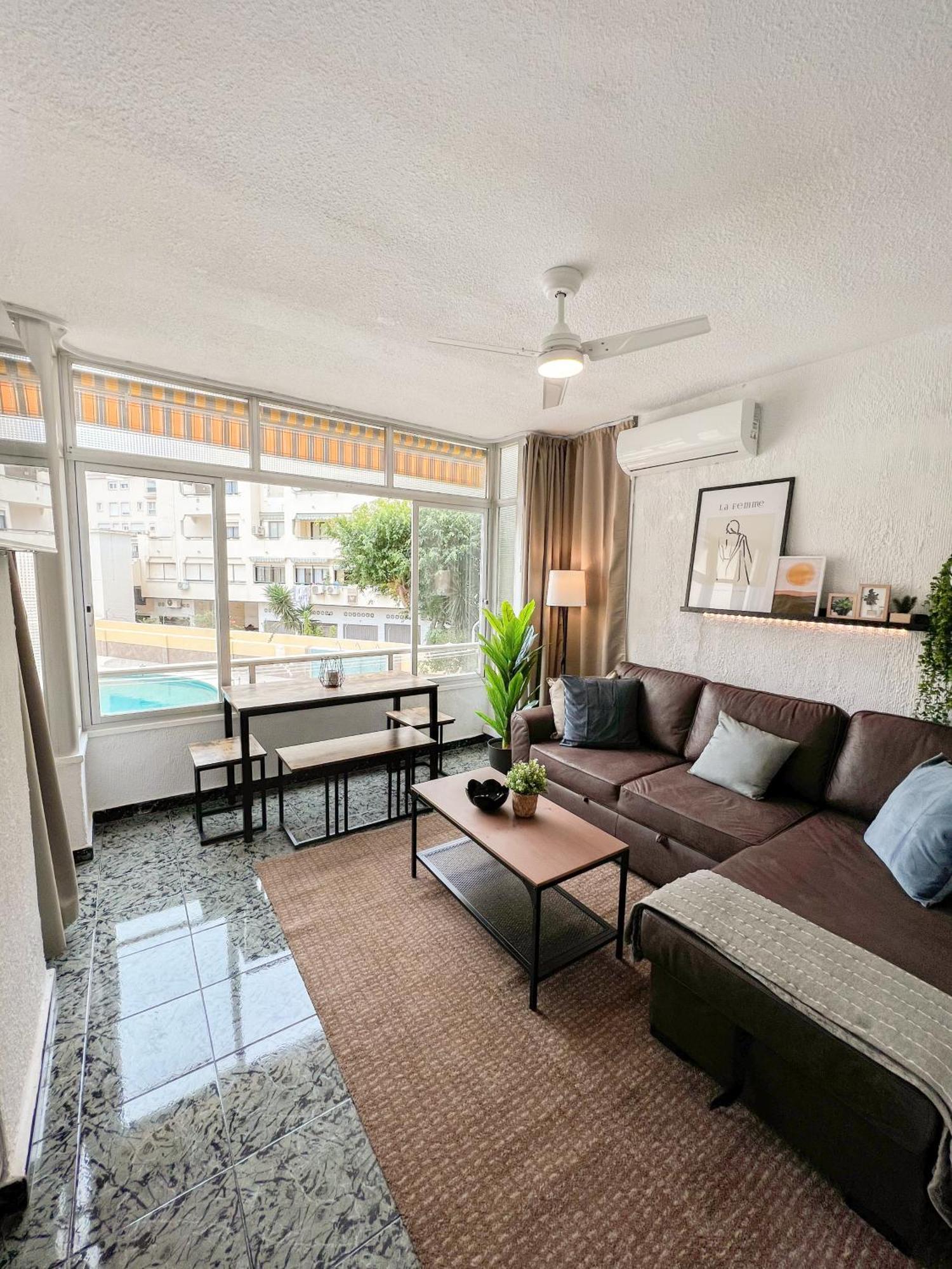Cozy And Bright Flat With Pool Apartment Торемолинос Екстериор снимка